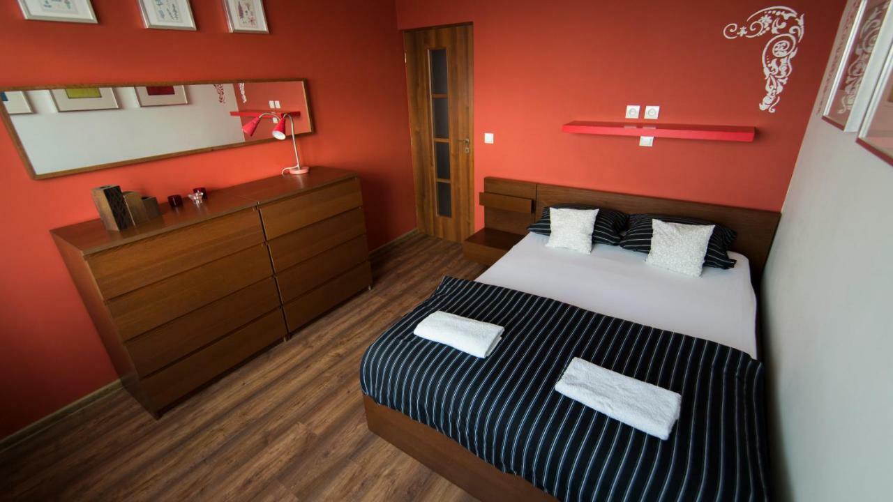 Mieszkanie Na 10 Pietrze Appartamento Cieszyn  Esterno foto
